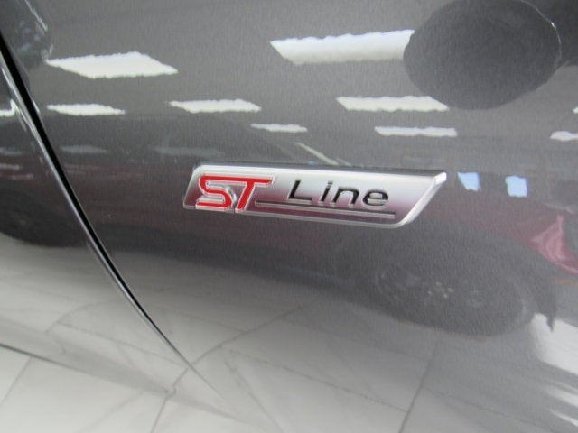 2026 Ford Escape ST-Line Elite