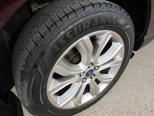 2019 Ford Edge Titanium